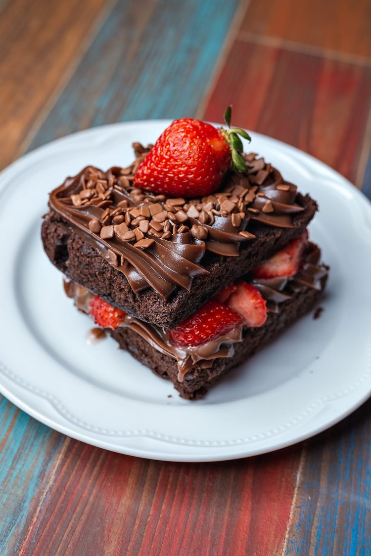 Brownie Recipe - Nutella and Strawberries on Chocolate Brownies